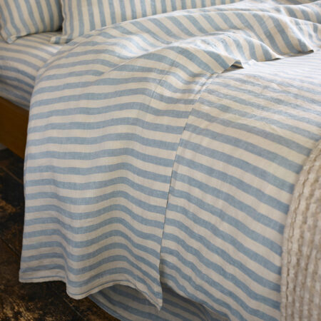 Kalono 100% Linen Flat Sheet – Coastal Blue Pembroke Stripe